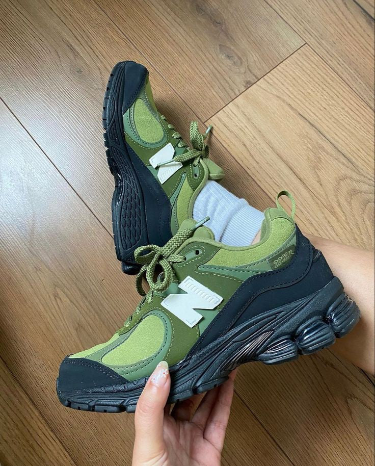 NEW BALANCE 2002R MOSS GREEN X BASEMENT