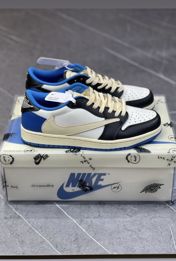 JORDAN 1 LOW FRAGMENT DESIGN X TRAVIS SCOTT U.A