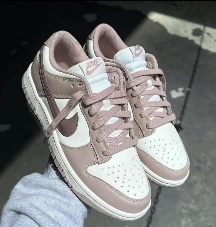 NIKE SB DUNK LOW DIFFUSED TAUPE