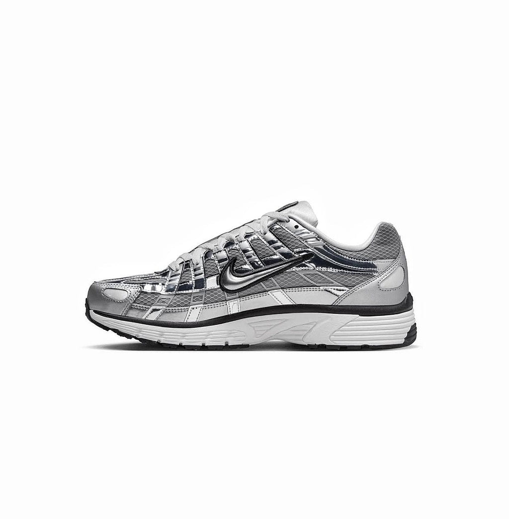 NIKE P 6000 METALLIC SILVER
