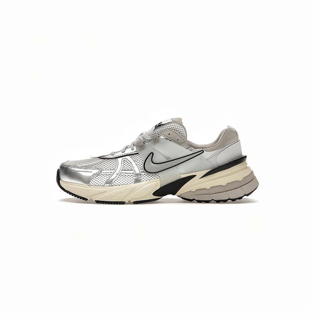 NIKE V2K RUN SILVER METALLIC