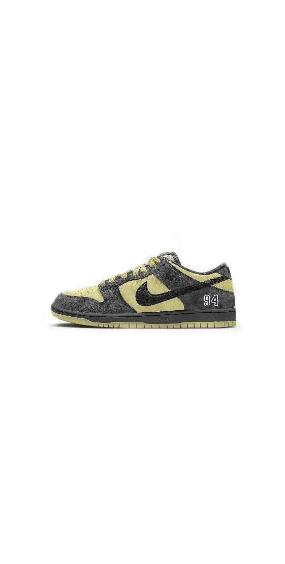 NIKE SB DUNK LOW SUPREME  94 CAMPER GREEN