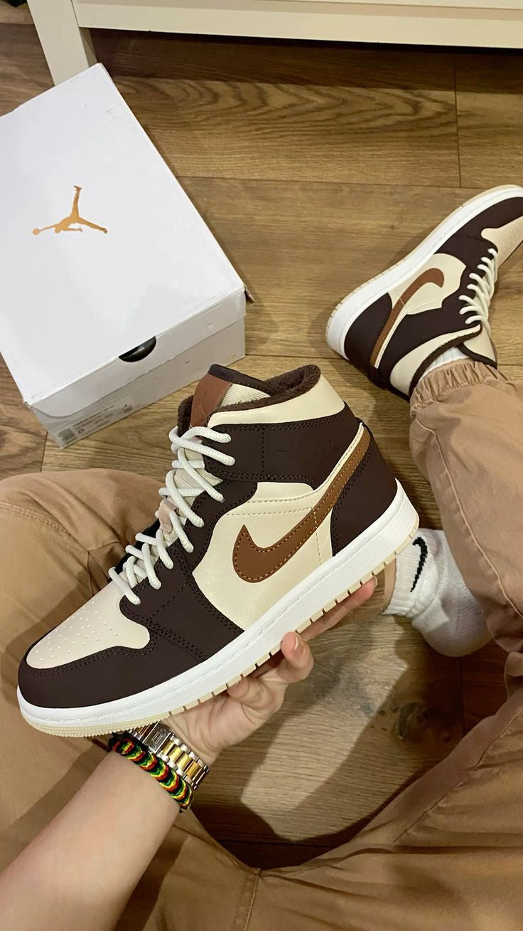 AIR JORDAN 1  MID SE BROWN BASALT MOCHA