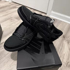 JORDAN 1 LOW X TRAVIS SCOTT  BLACK PHANTOM U.A