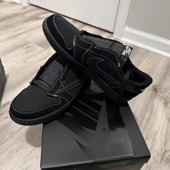 JORDAN 1 LOW X TRAVIS SCOTT  BLACK PHANTOM U.A