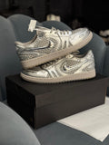 AIR JORDAN 1 LOW METHORD OF MAKE V3 METALLIC SILVER