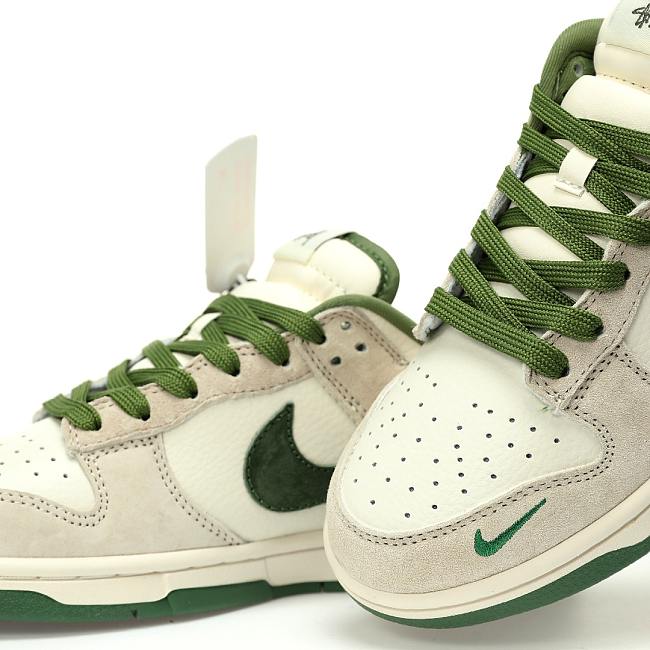 NIKE SB DUNK STUSSY LOW