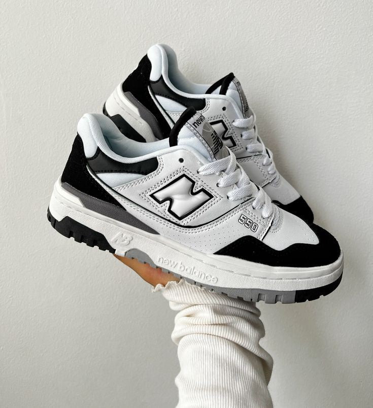 NEW BALANCE  550 RAIN CLOUD WHITE / BLACK