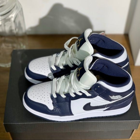 AIR JORDAN 1 RETRO HIGH MID OBSIDIAN BLUE