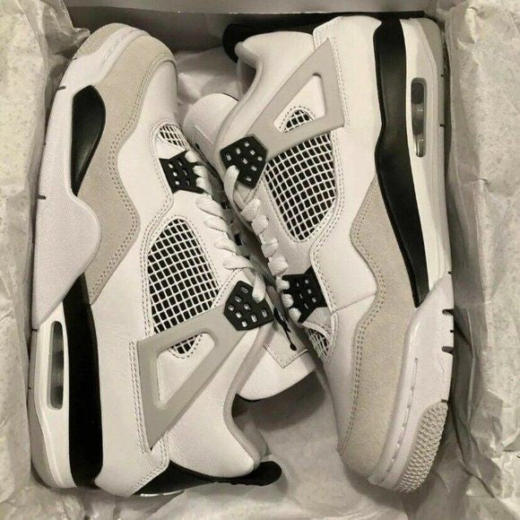 AIR JORDAN RETRO 4 MILITARY BLACK