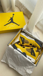 AIR JORDAN RETRO  4 LIGHTNING UA QUALITY