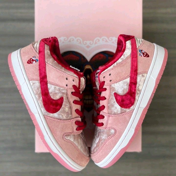 NIKE DB DUNK LOW STRANGE LOVE U.A QUALITY