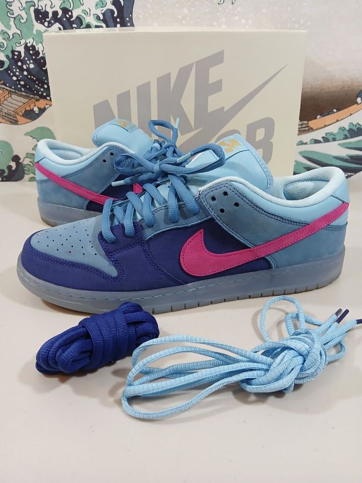 NIKE SB DUNK X RUN THE JEWELS