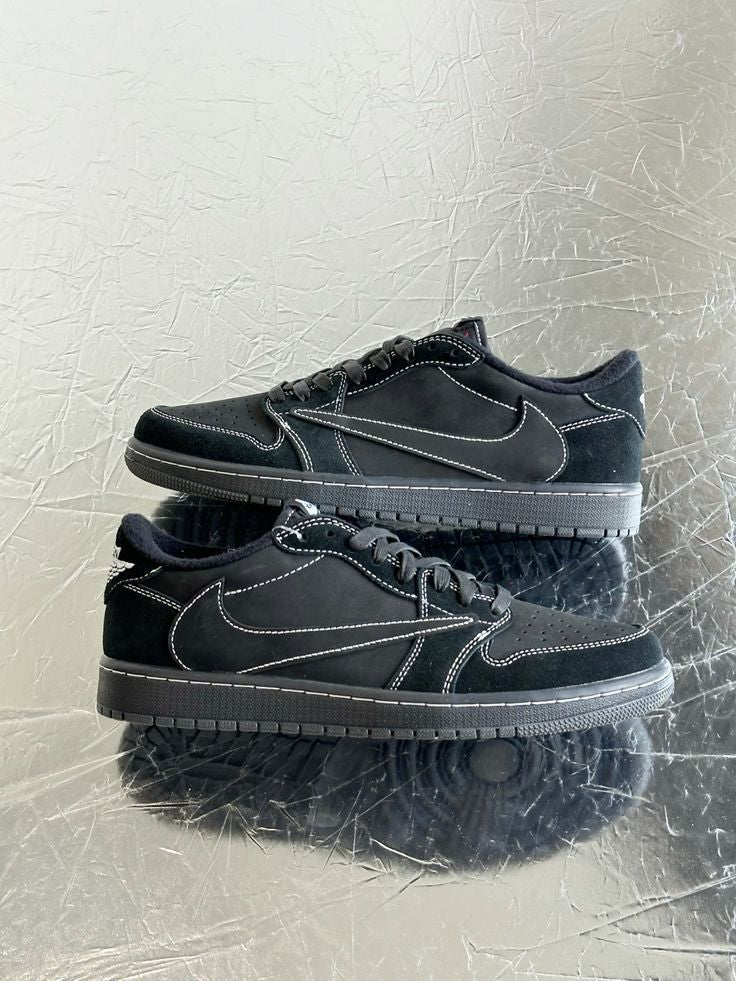 JORDAN 1 LOW X TRAVIS SCOTT  BLACK PHANTOM U.A