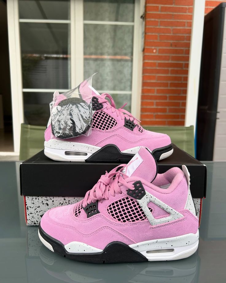 AIR JORDAN RETRO 4 ORCHID U.A