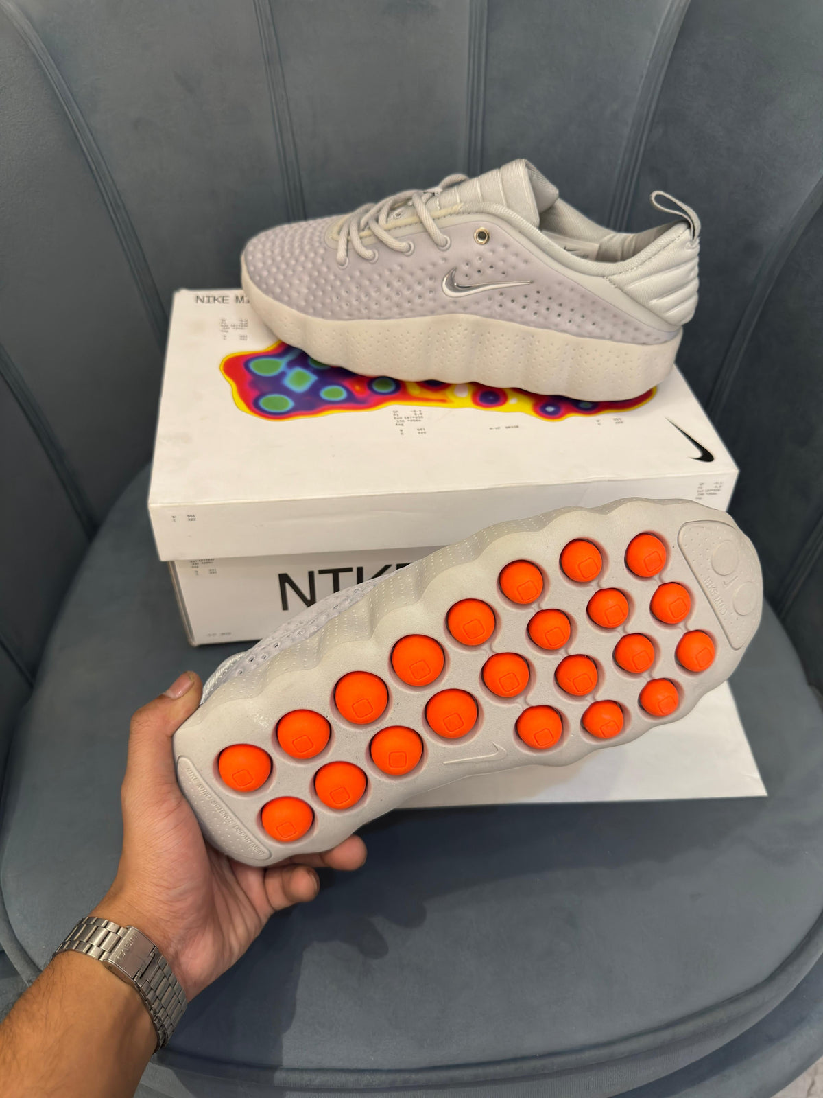 NIKE MIND 002