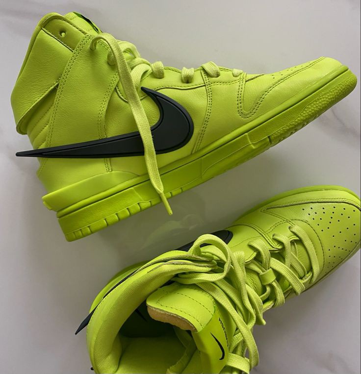 NIKE DUNK HIGH AMBUSH FLASH LIME BLACK