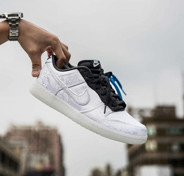 NIKE SB DUNK LOW X CLOT FRAGMENT