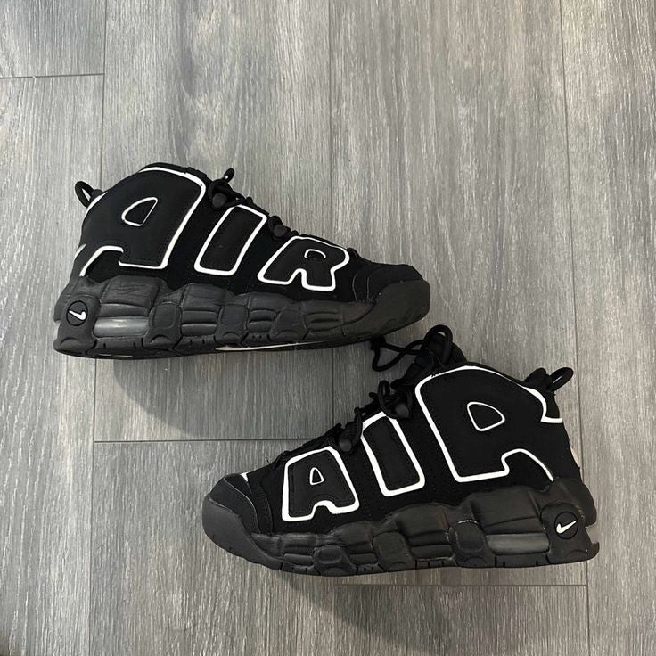 NIKE AIR UPTEMPO BLACK