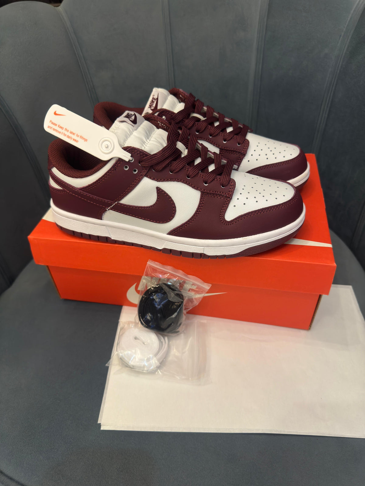 NIKE SB DUNK BEETROOT WINE