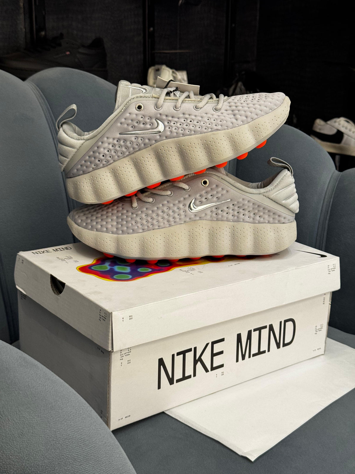 NIKE MIND 002