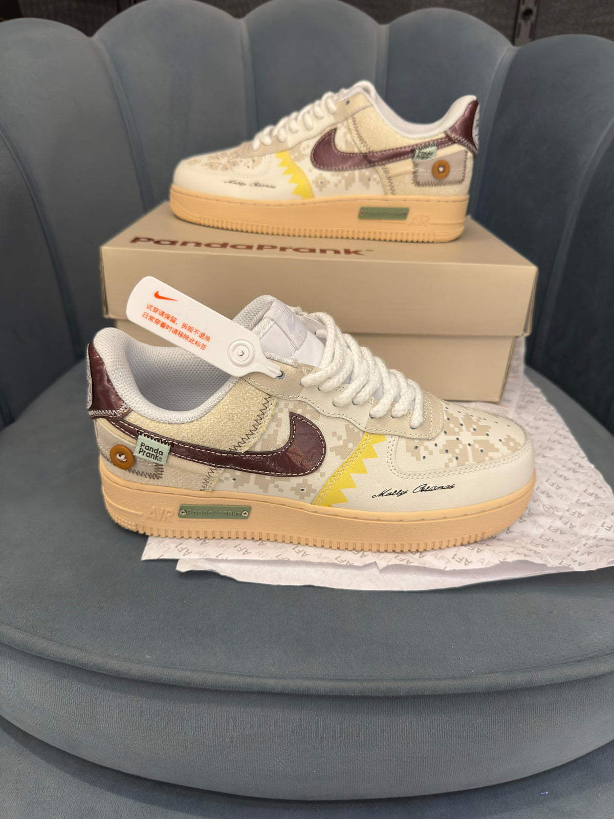 NIKE AIRFORCE ONE PANDAPRANK CHERRY SWOOSH