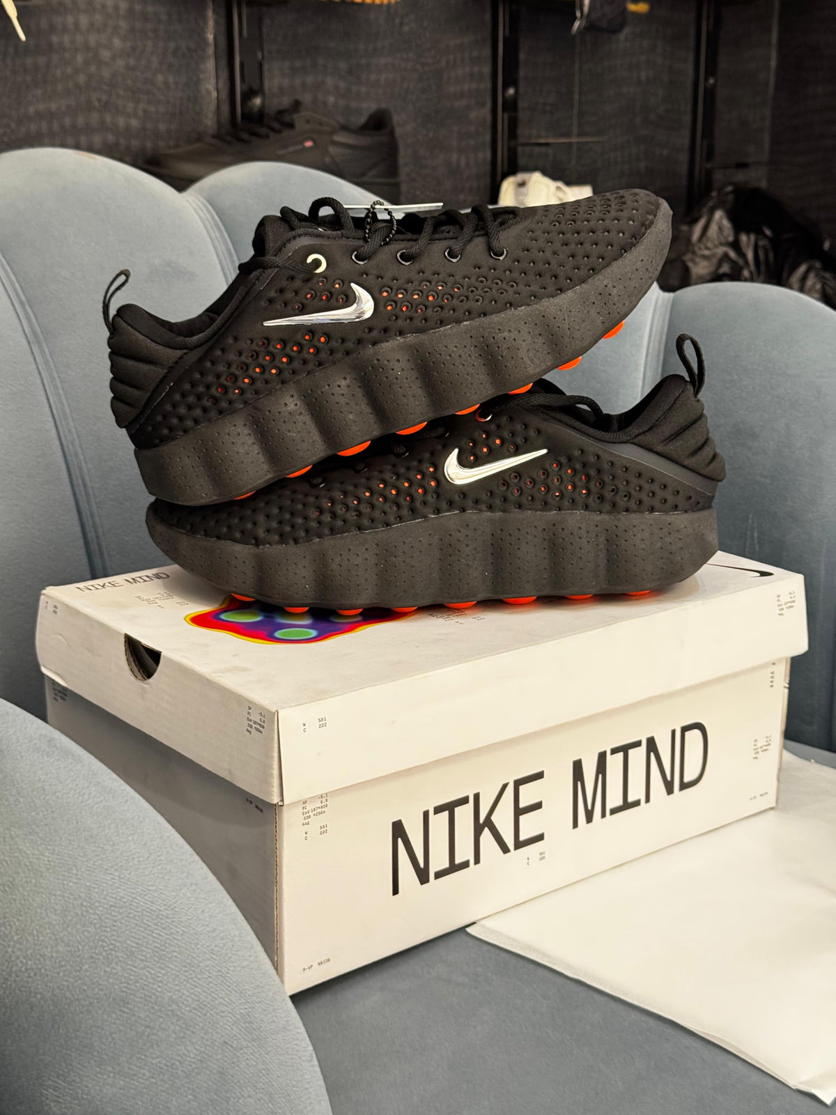 NIKE MIND 002
