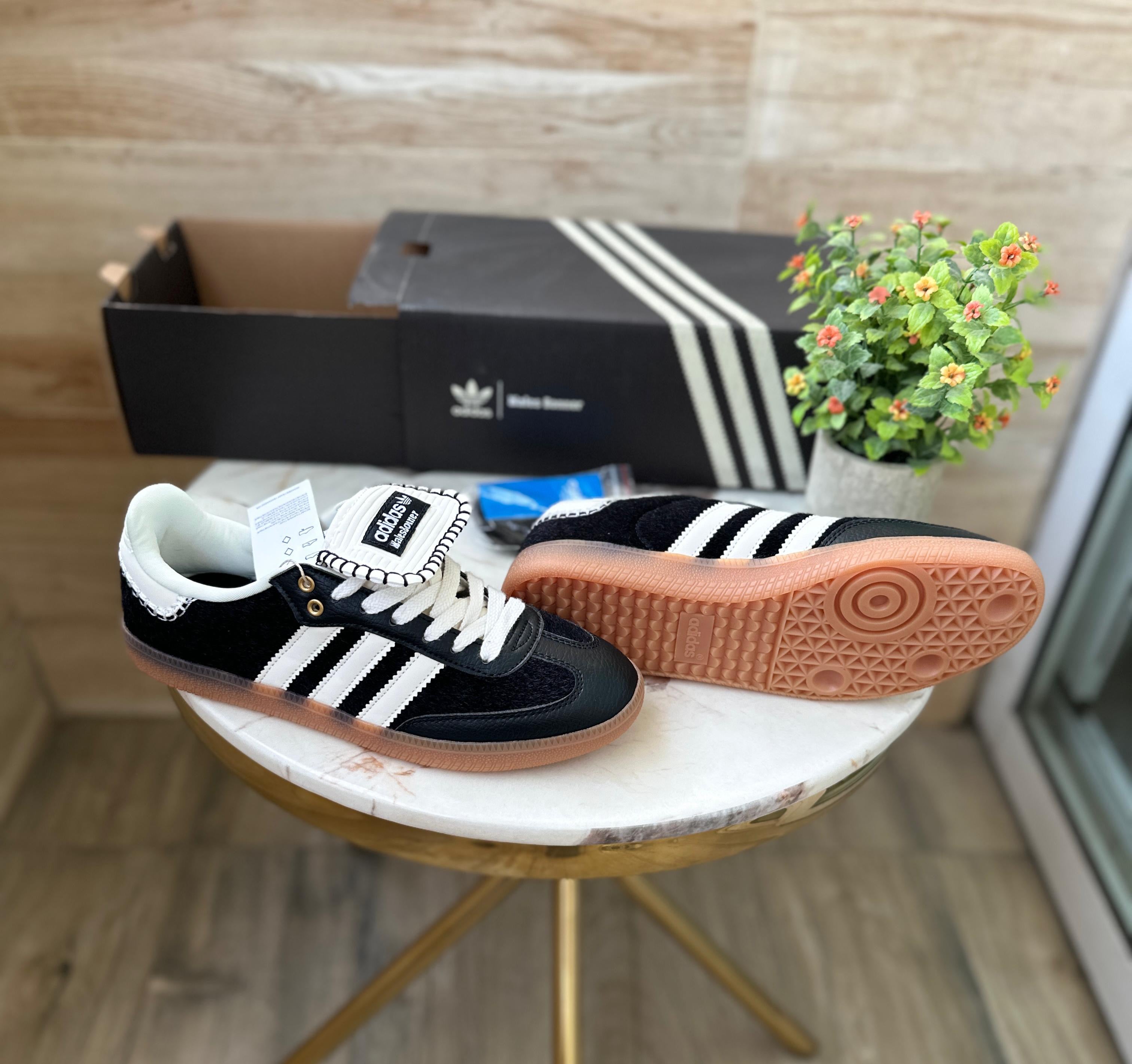 Adidas samba wales bonner black