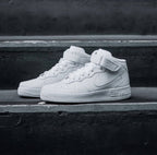 NIKE AIRFORCE 1 MID HIGH