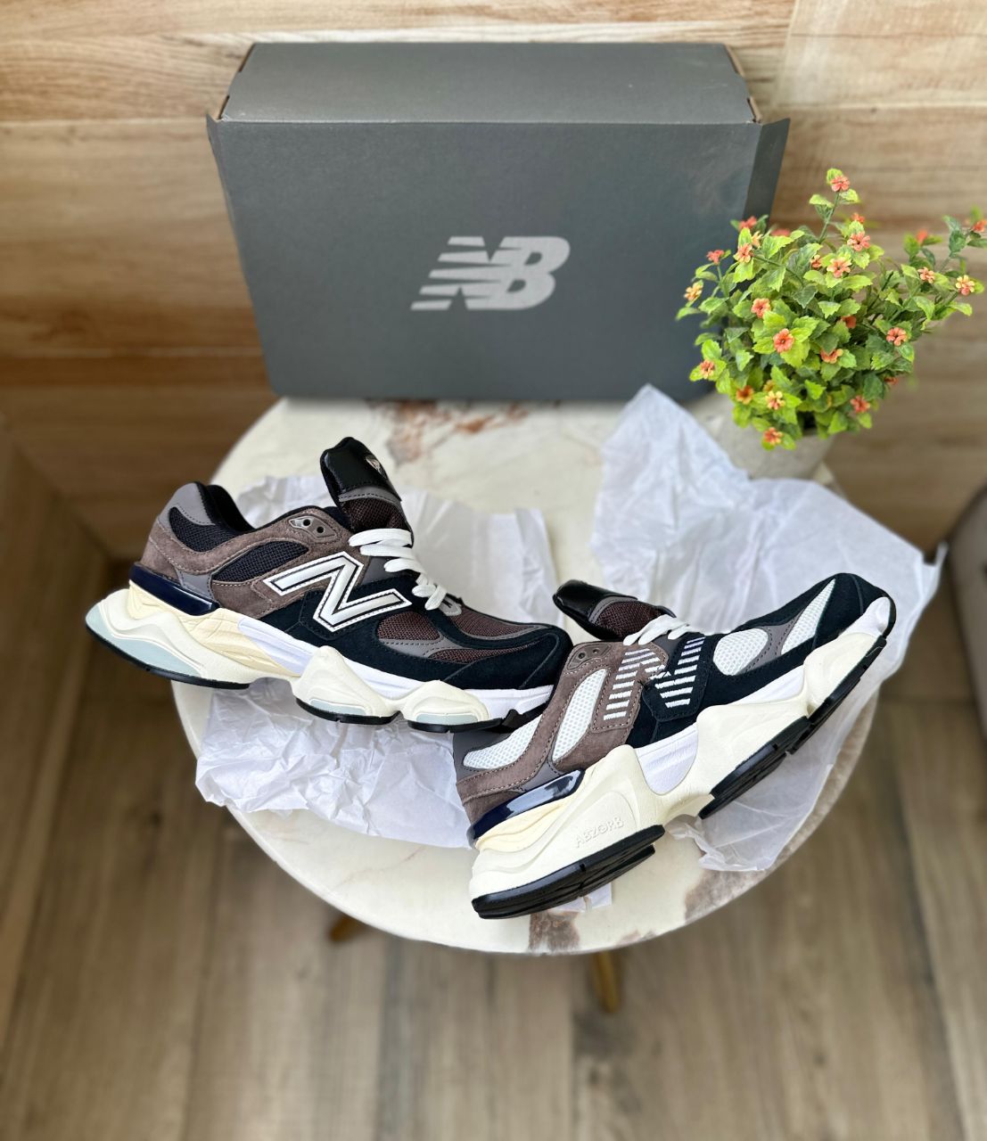 NEW BALANCE 9060 DARK BROWN