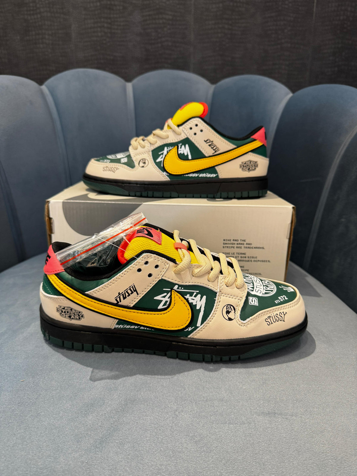 NIKE SB DUNK X STUSSY JUST DO IT