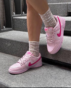 NIKE DUNK LOW TRIPPLE PINK