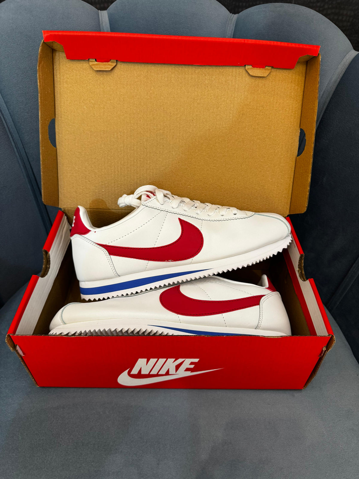 NIKE CORTEZ  VARSITY RED & WHITE AND BLUE