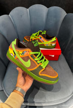 NIKE SB DUNK DA LA SOUL