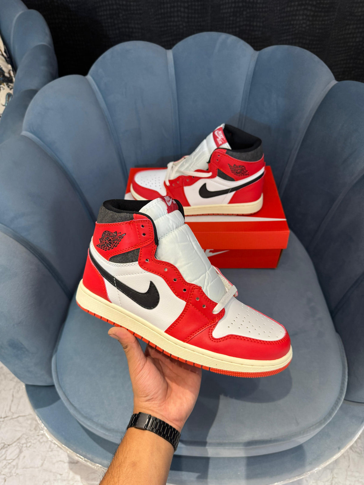 AIR JORDAN 1 LOST & FOUND