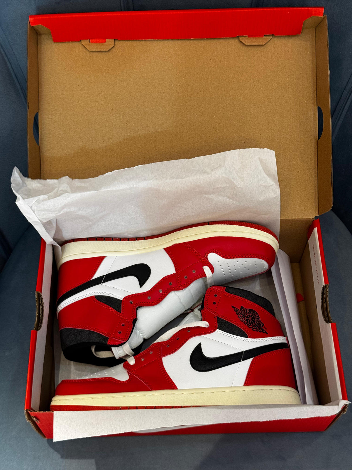 AIR JORDAN 1 LOST & FOUND
