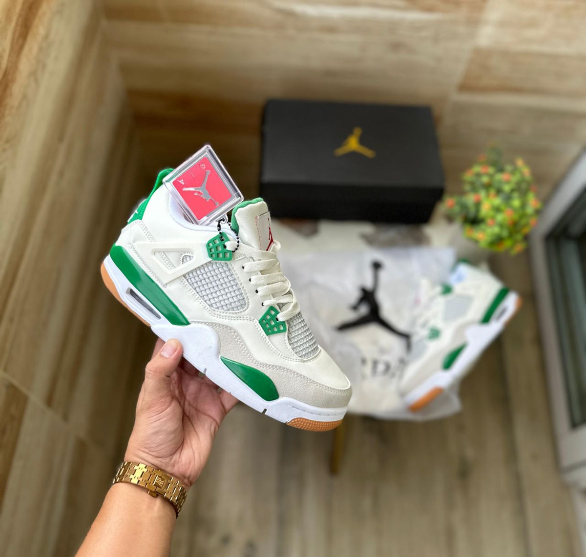 JORDAN RETRO 4 SB PINE GREEN
