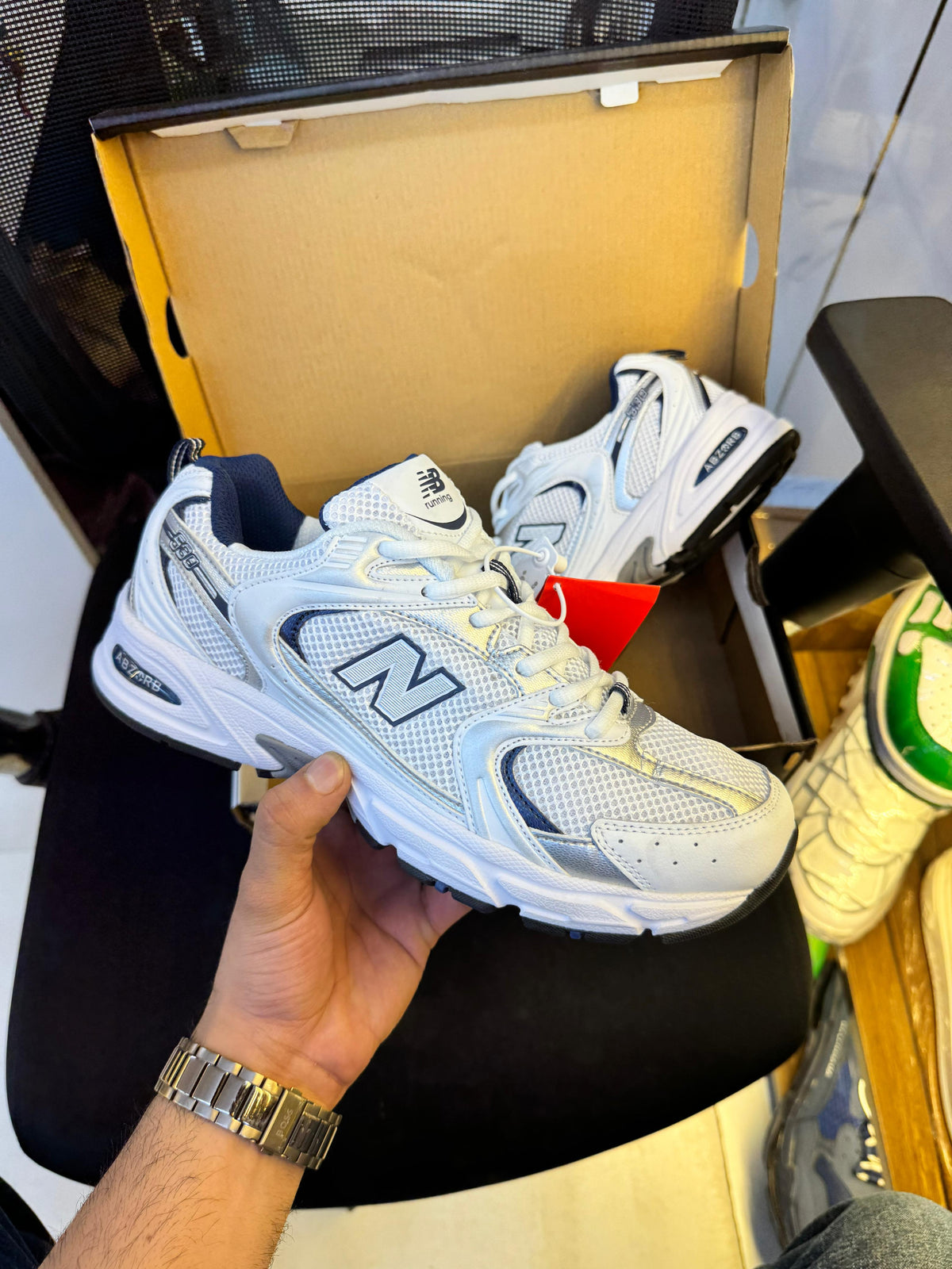 NEW BALANCE 530 SILVER/NAVY
