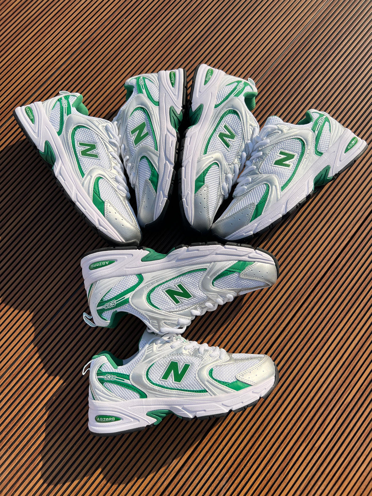 NEW BALANCE 530 GREEN/WHITE