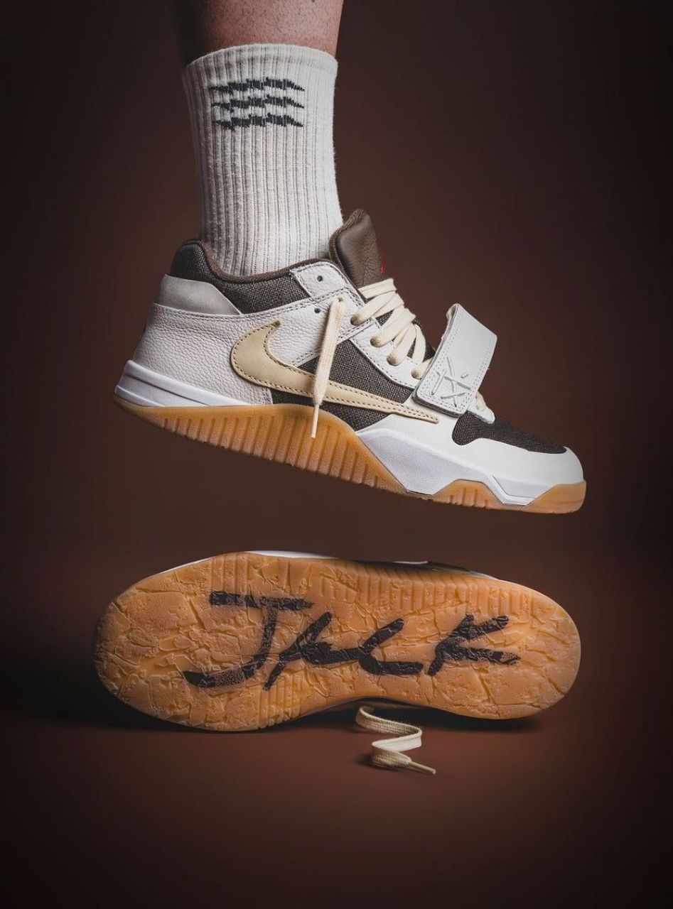 AIR JORDAN JUMPMAN JACK TR TRAVIS SCOTT SAIL U.A