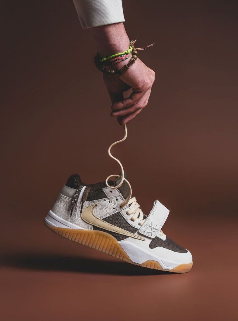 AIR JORDAN JUMPMAN JACK TR TRAVIS SCOTT SAIL U.A