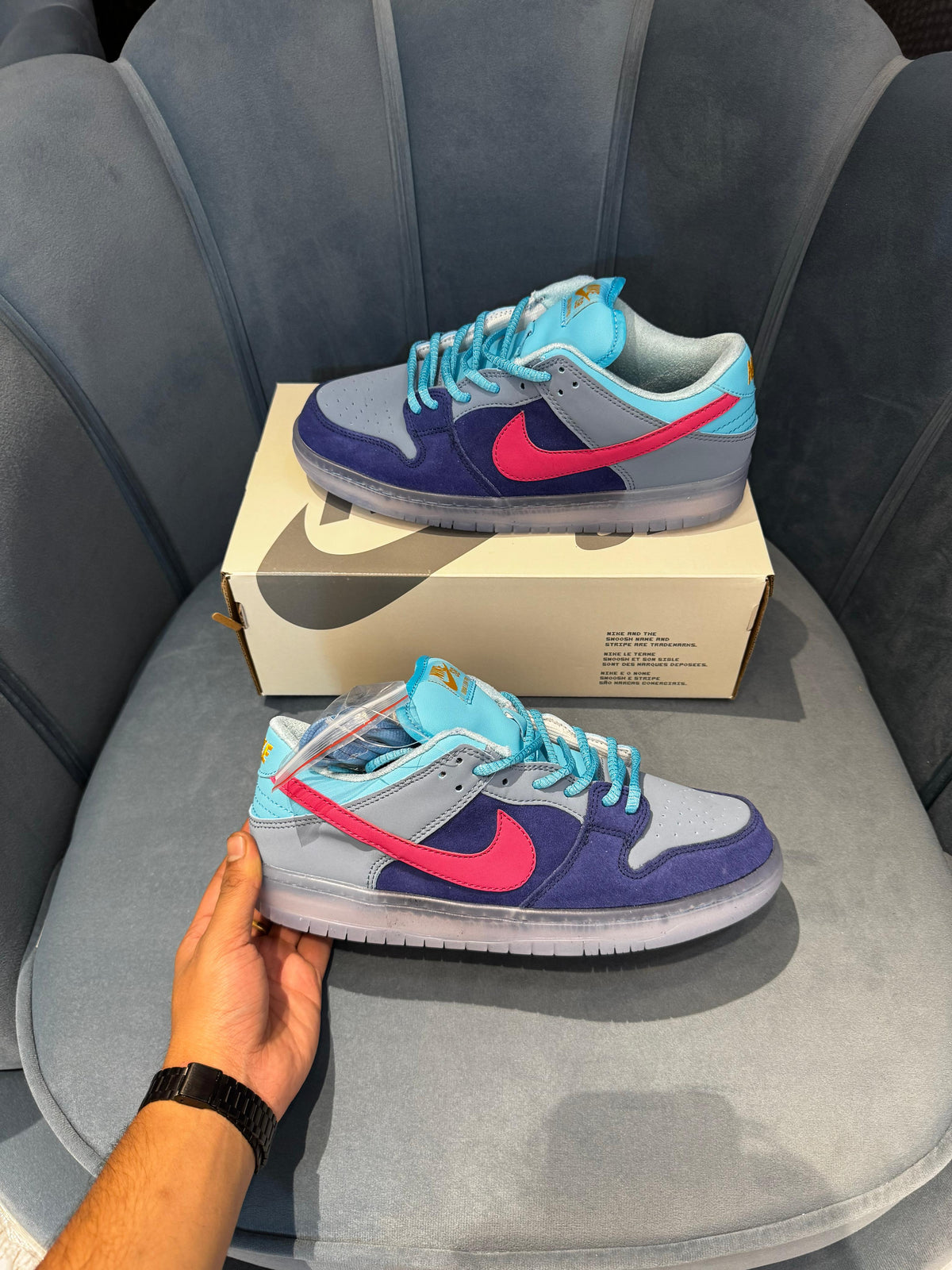 NIKE SB DUNK X RUN THE JEWELS