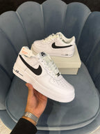 NIKE AIRFORCE 07 BLACK SWOOSH