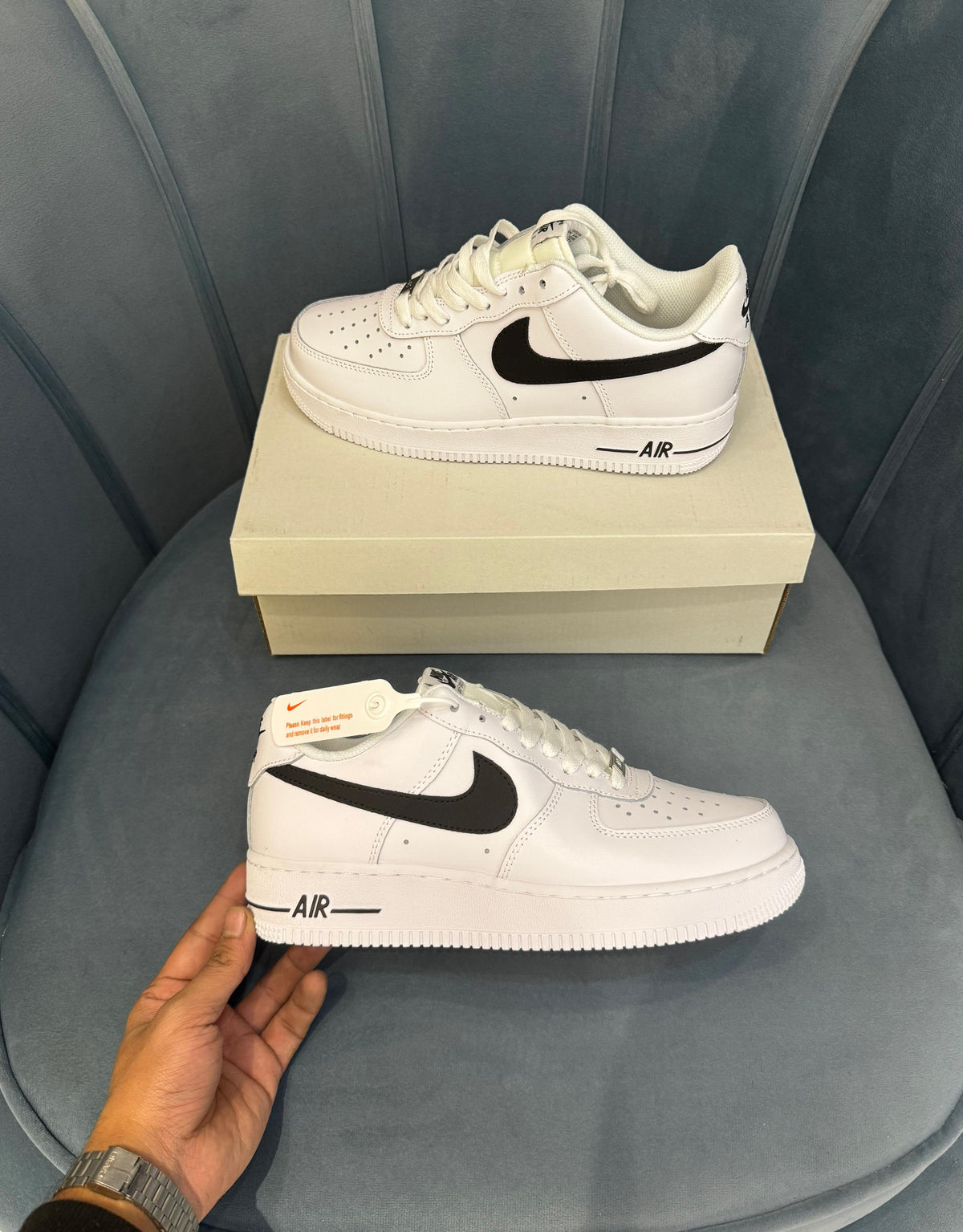 NIKE AIRFORCE 07 BLACK SWOOSH