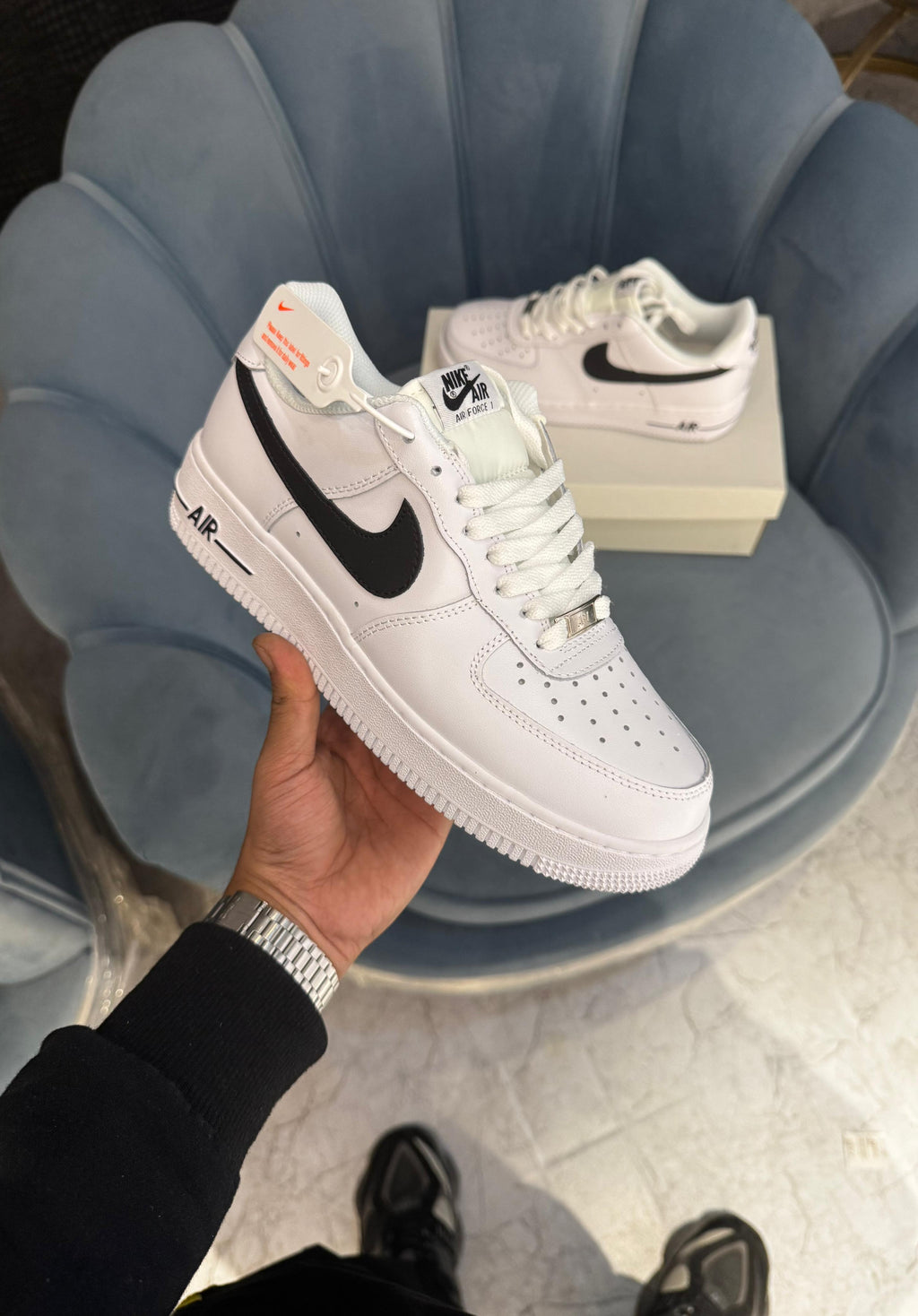 NIKE AIRFORCE 07 BLACK SWOOSH