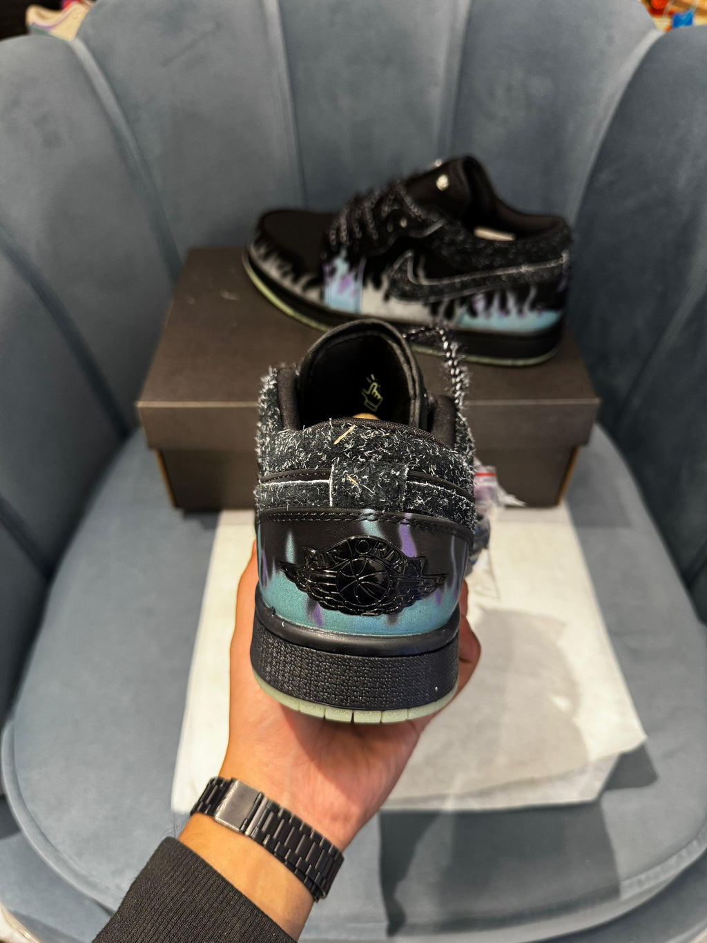 AIR JORDAN 1 LOW HALLOWEEN BLACK CAT
