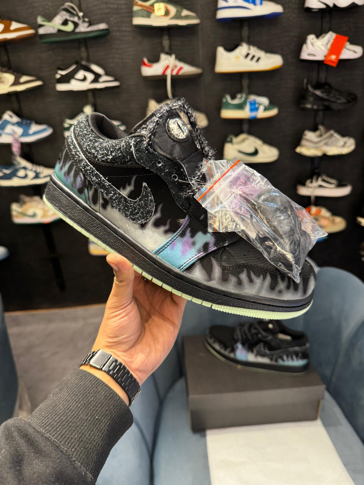 AIR JORDAN 1 LOW HALLOWEEN BLACK CAT
