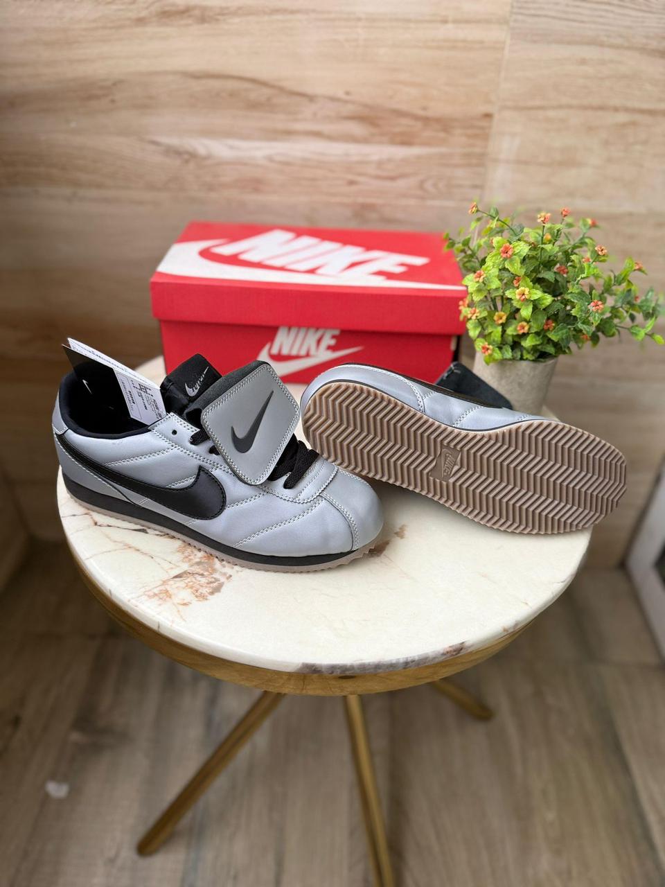 NIKE CORTEZ SE TIEMPO GREY