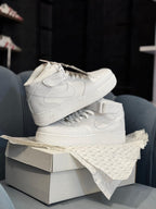 NIKE AIRFORCE 1 MID HIGH