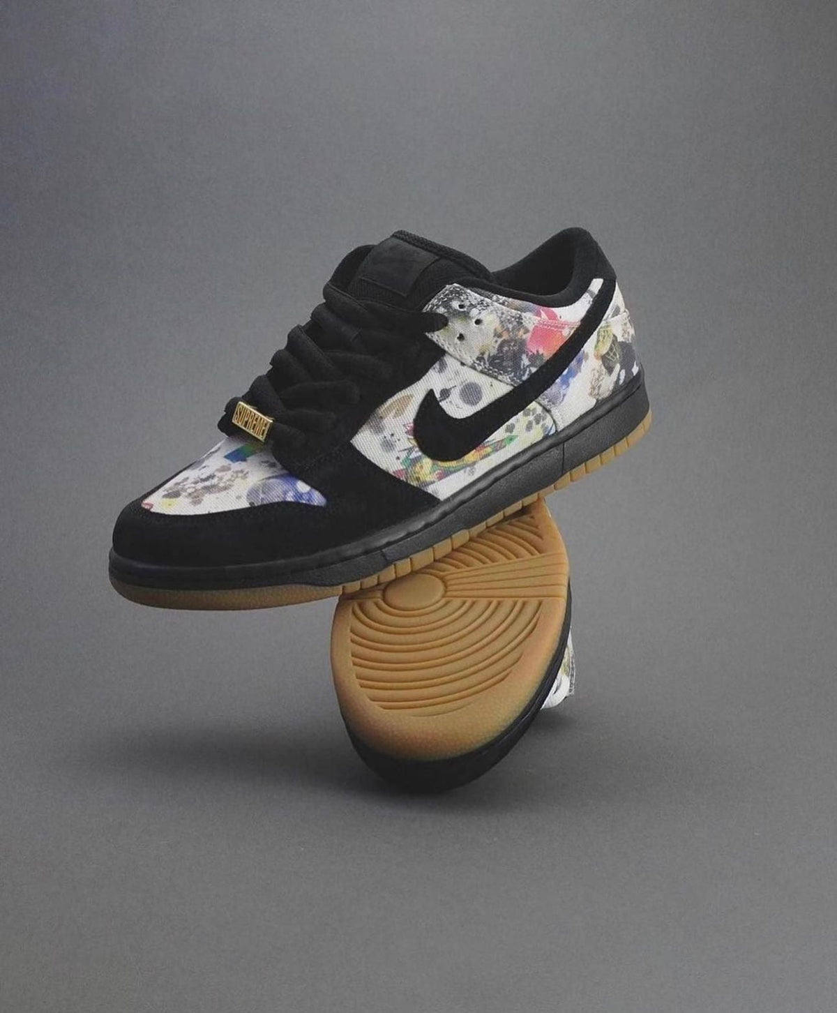 NIKE SB DUNK RAMMELLZEE X SUPREME